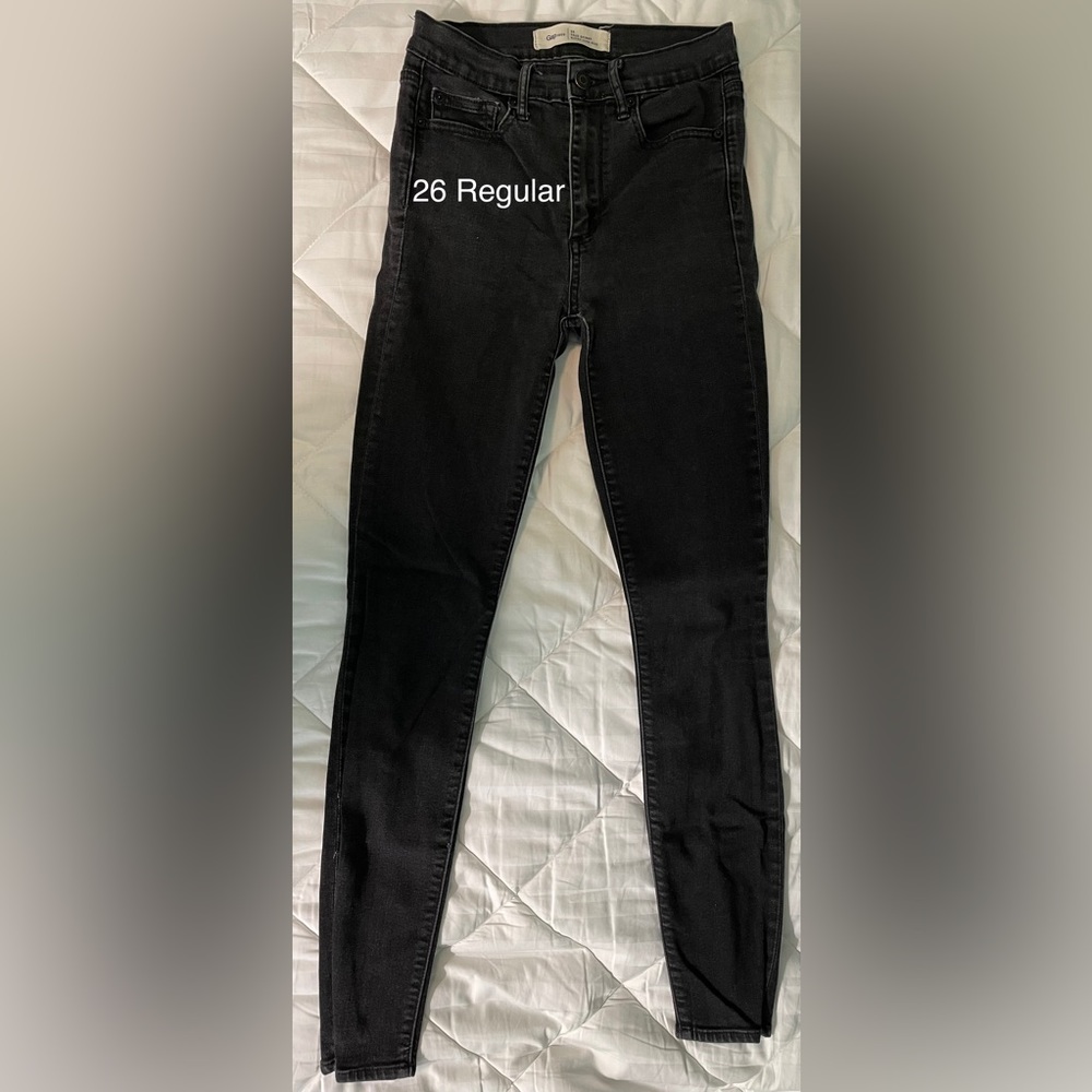 Black skinny jeans